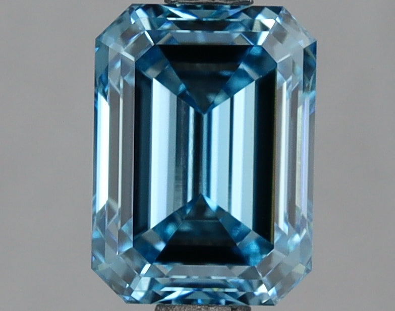2.06 Carat Emerald Shaped, Ideal Cut, VS1 Clarity, IGI Certified Lab Grown Diamond