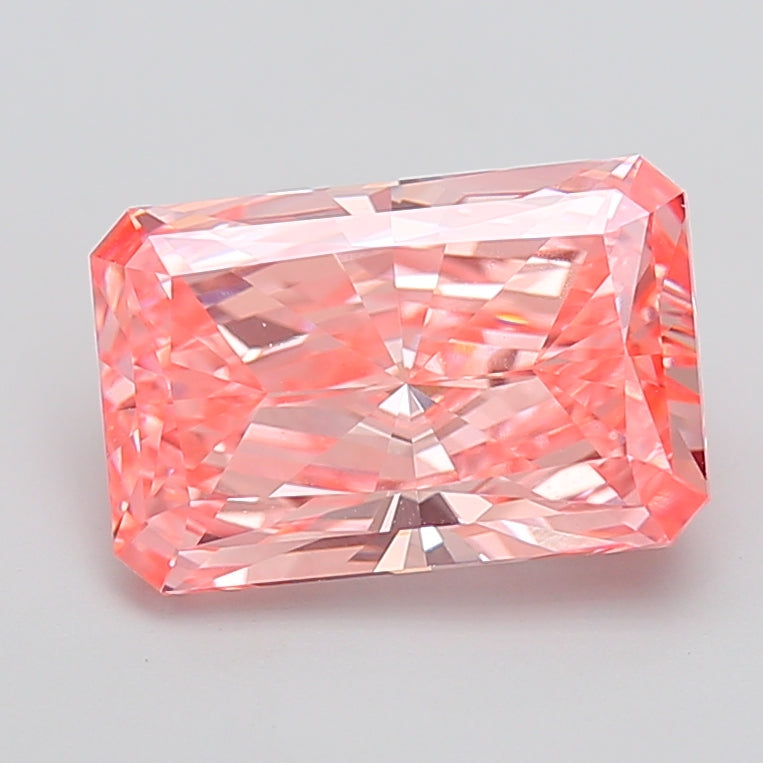 5.00 Carat Radiant Shaped, Very Good Cut, VVS2 Clarity, IGI Certified Lab Grown Diamond