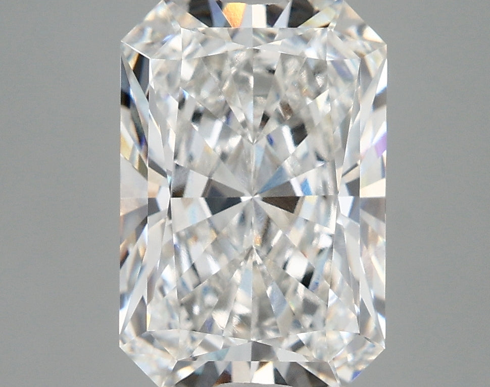 4.20 Carat Radiant Shaped, Very Good Cut, E Color, VVS1 Clarity, IGI Certified Lab Grown Diamond