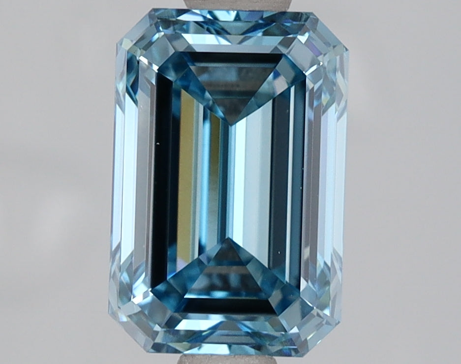 2.02 Carat Emerald Shaped, Ideal Cut, VVS2 Clarity, IGI Certified Lab Grown Diamond