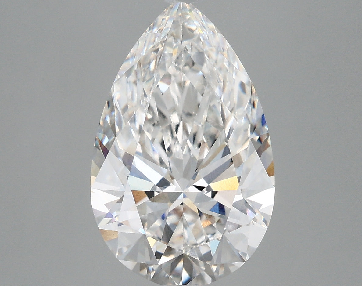 4.26 Carat Pear Shaped, Very Good Cut, E Color, VVS2 Clarity, IGI Certified Lab Grown Diamond
