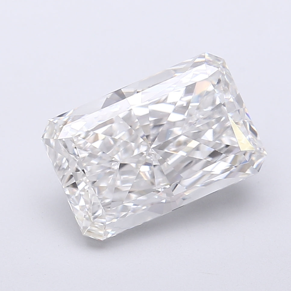 4.01 Carat Radiant Shaped, Very Good Cut, E Color, VVS2 Clarity, IGI Certified Lab Grown Diamond