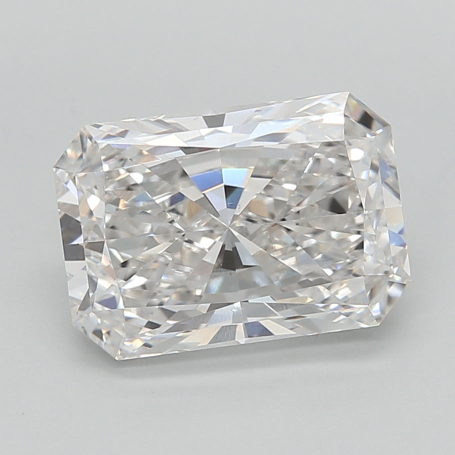 3.02 Carat Radiant Shaped, Very Good Cut, G Color, VS1 Clarity, IGI Certified Lab Grown Diamond