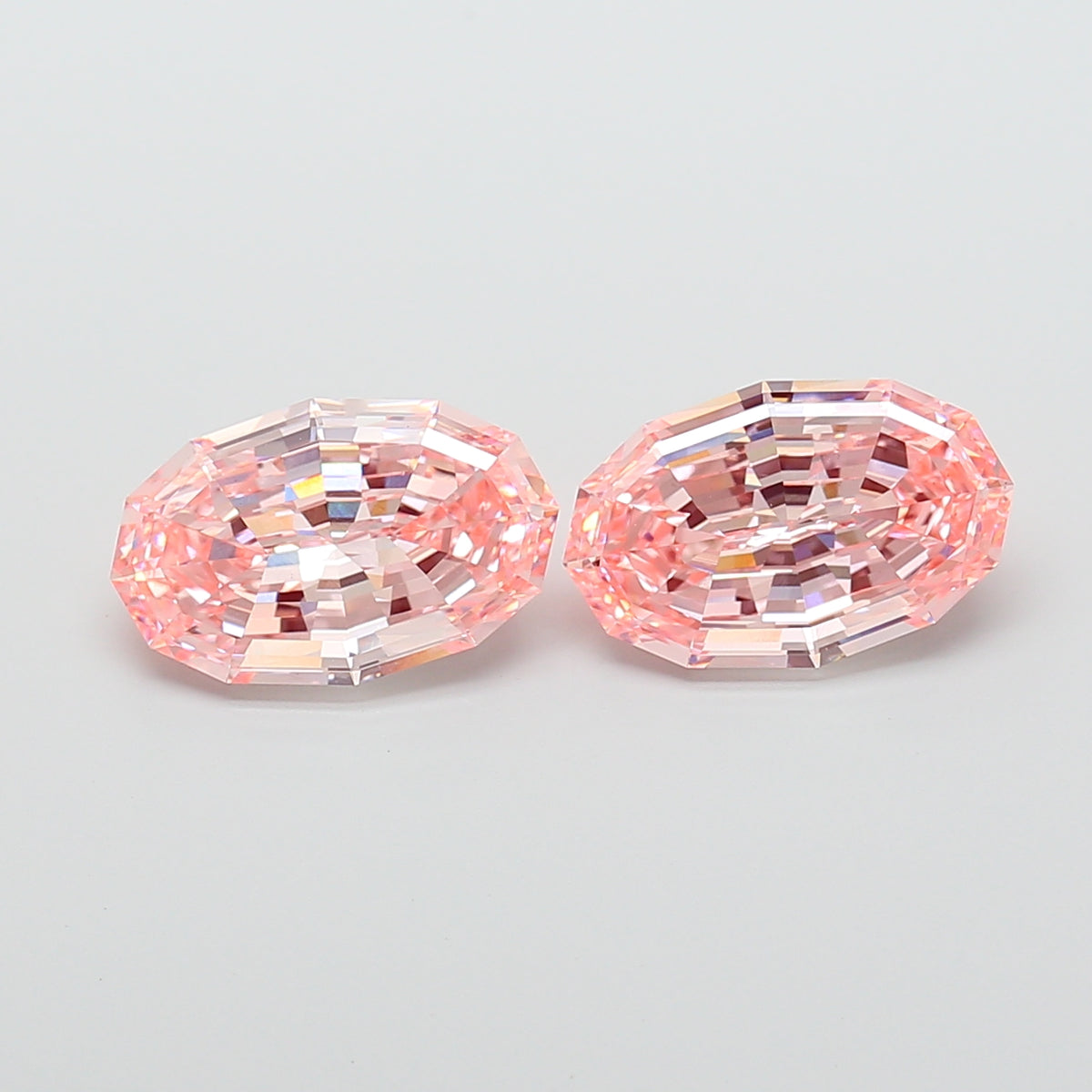 3.83 Carat Oval Shaped, Very Good Cut, VS1 Clarity, IGI Certified Lab Grown Diamond