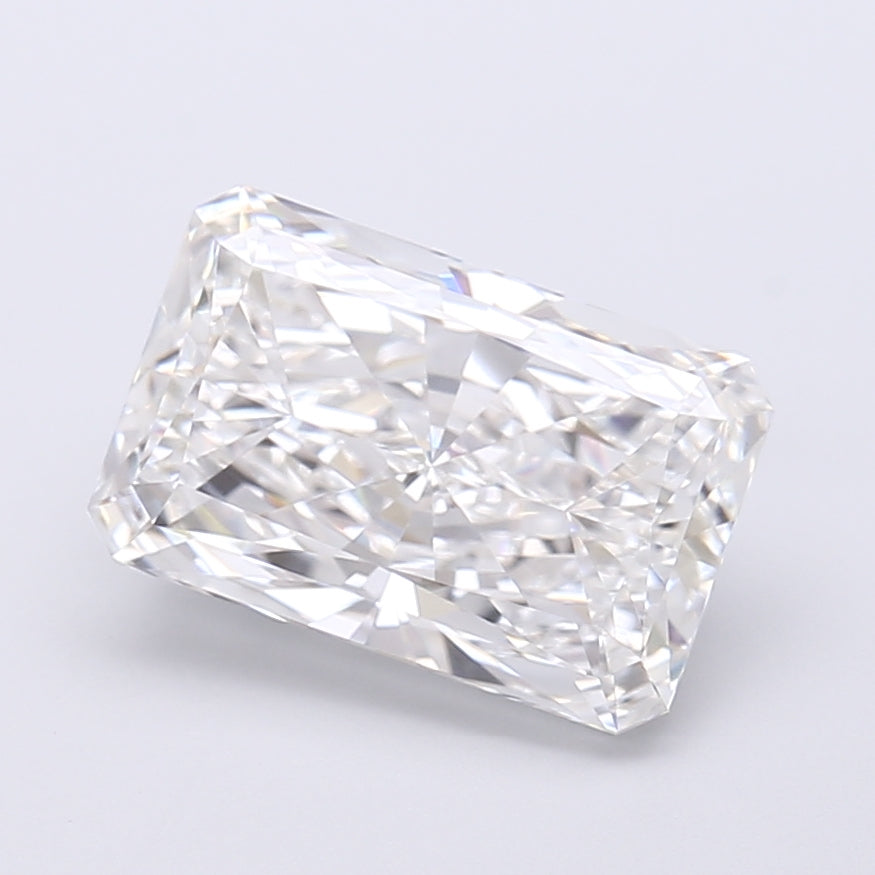 3.37 Carat Radiant Shaped, Very Good Cut, E Color, VVS2 Clarity, IGI Certified Lab Grown Diamond