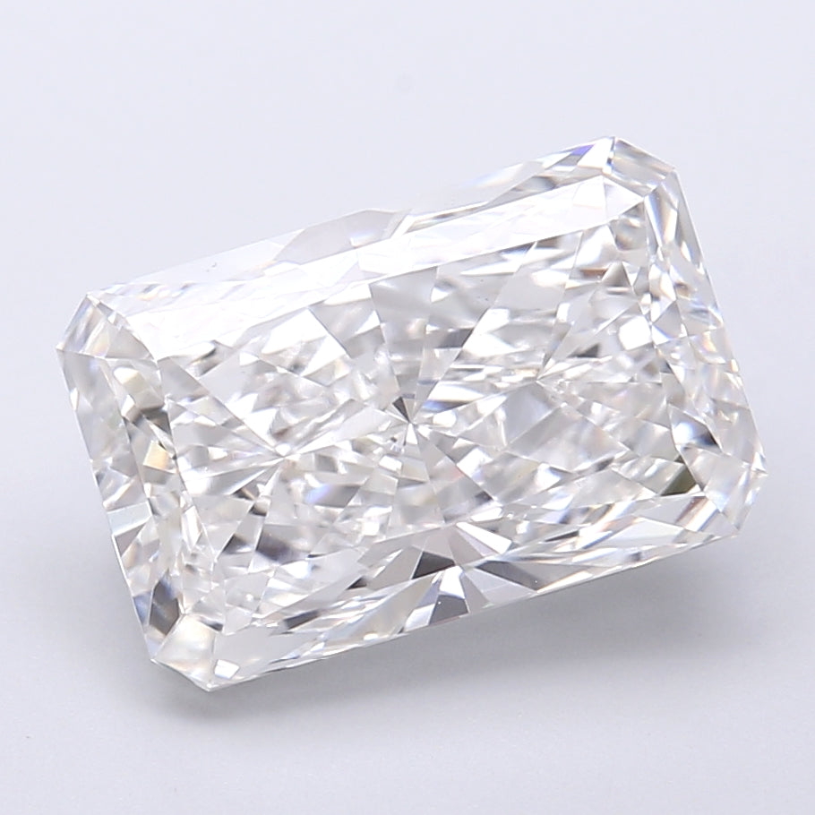 5.51 Carat Radiant Shaped, Very Good Cut, E Color, VVS2 Clarity, IGI Certified Lab Grown Diamond