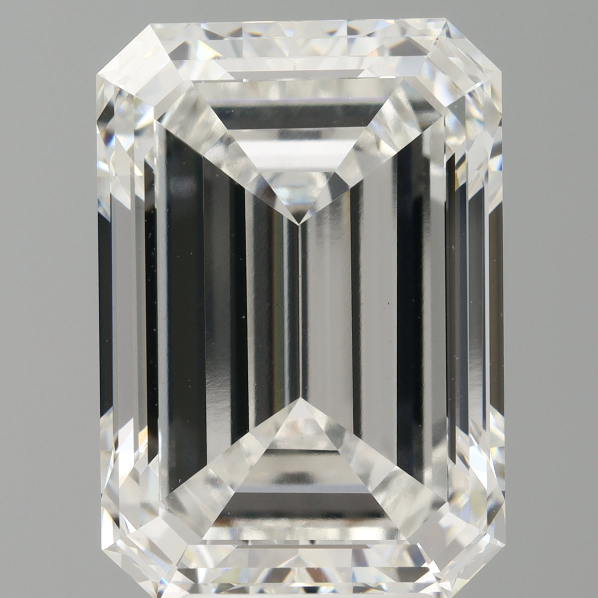 7.52 Carat Emerald Shaped, Very Good Cut, F Color, VVS2 Clarity, IGI Certified Lab Grown Diamond