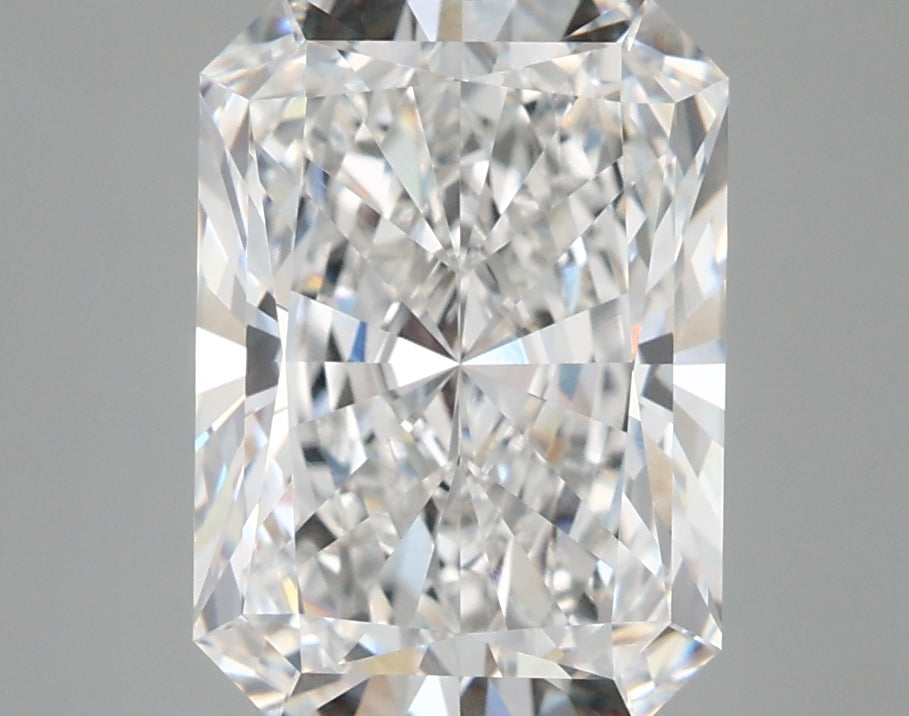 4.00 Carat Radiant Shaped, Very Good Cut, E Color, VVS1 Clarity, IGI Certified Lab Grown Diamond