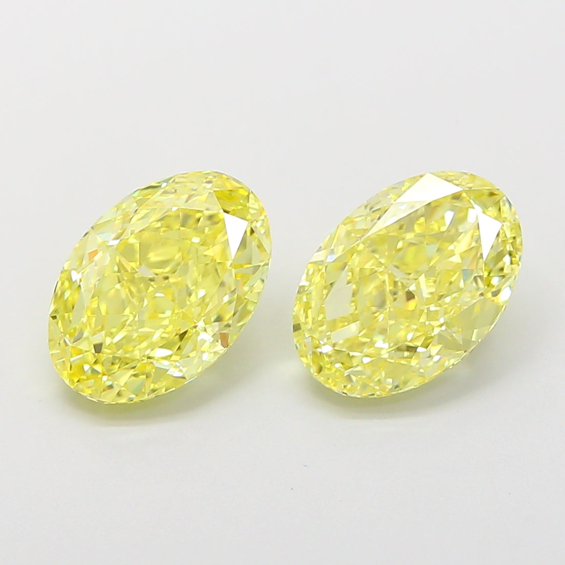 2.08 Carat Oval Shaped, Excellent Cut, VS1 Clarity, IGI Certified Lab Grown Diamond