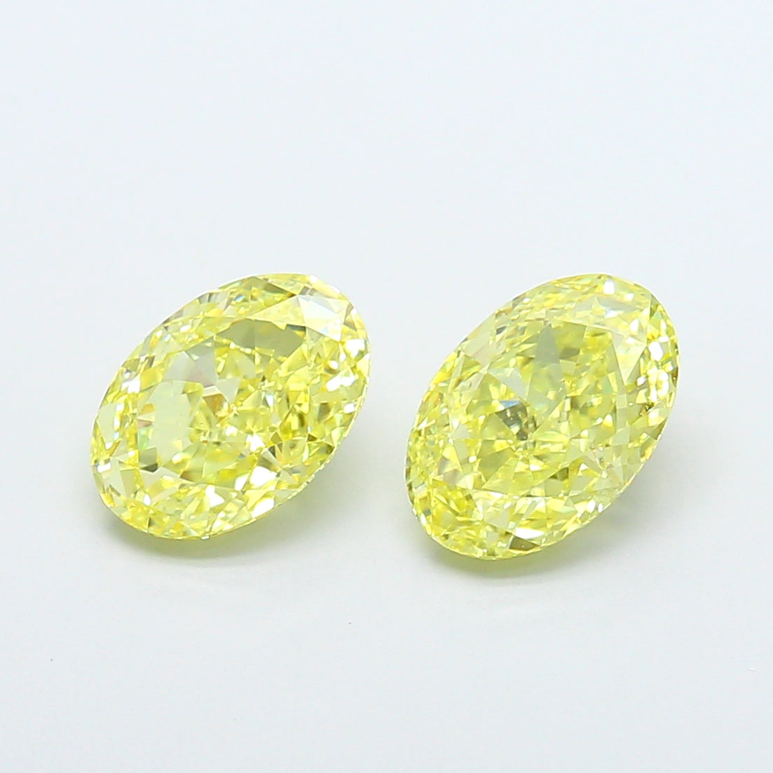 1.50 Carat Oval Shaped, Ideal Cut, VS1 Clarity, IGI Certified Lab Grown Diamond