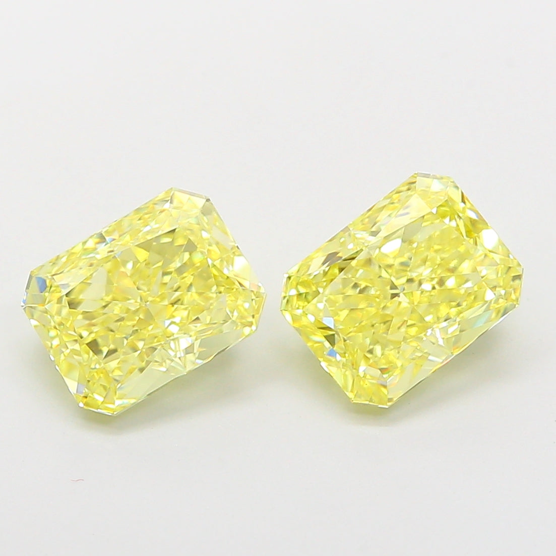 1.55 Carat Radiant Shaped, Excellent Cut, VVS2 Clarity, IGI Certified Lab Grown Diamond