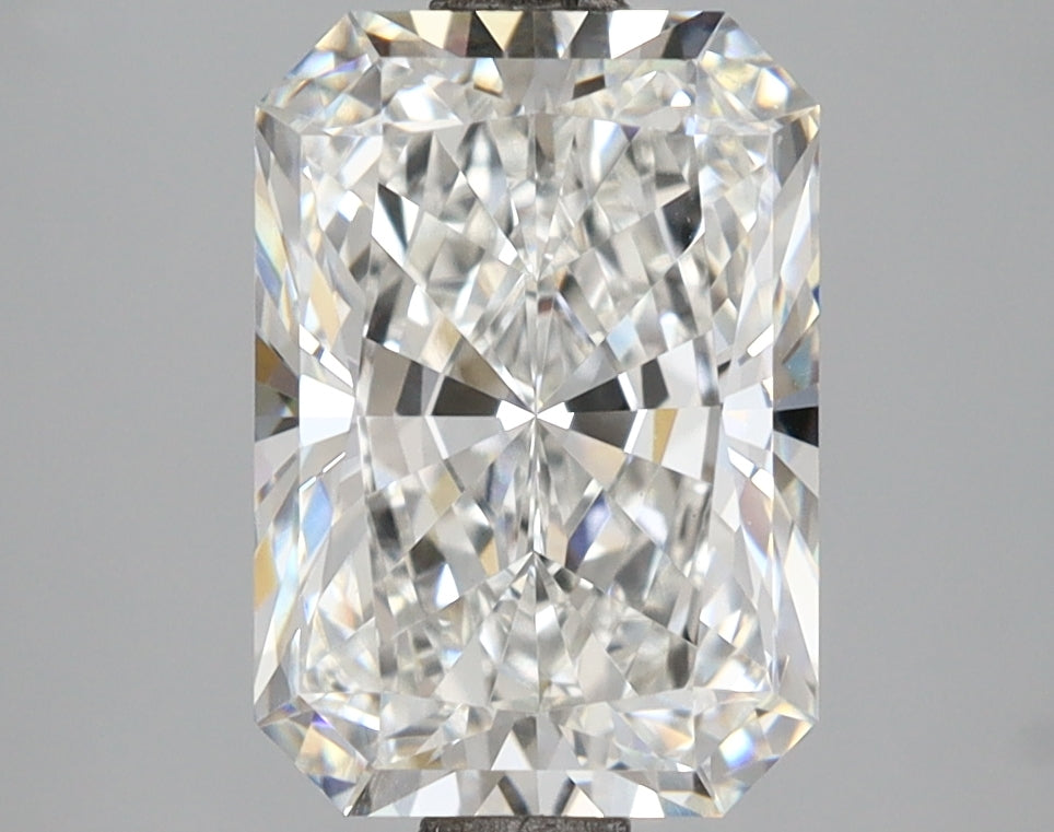 3.04 Carat Radiant Shaped, Ideal Cut, E Color, VVS2 Clarity, IGI Certified Lab Grown Diamond