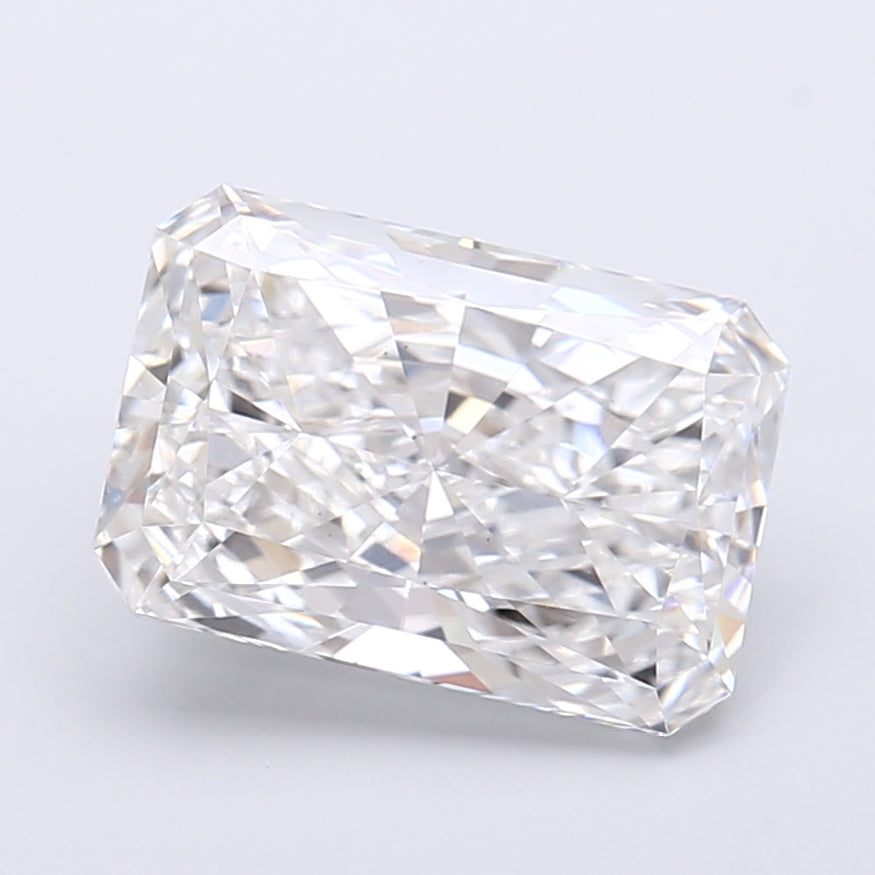 4.24 Carat Radiant Shaped, Very Good Cut, E Color, VS1 Clarity, IGI Certified Lab Grown Diamond