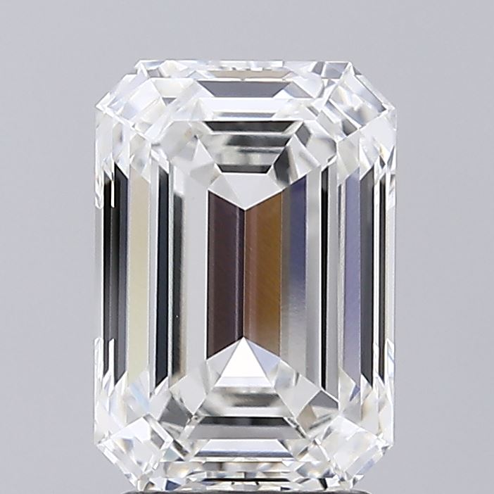 3.08 Carat Emerald Shaped, Ideal Cut, G Color, VVS2 Clarity, IGI Certified Lab Grown Diamond