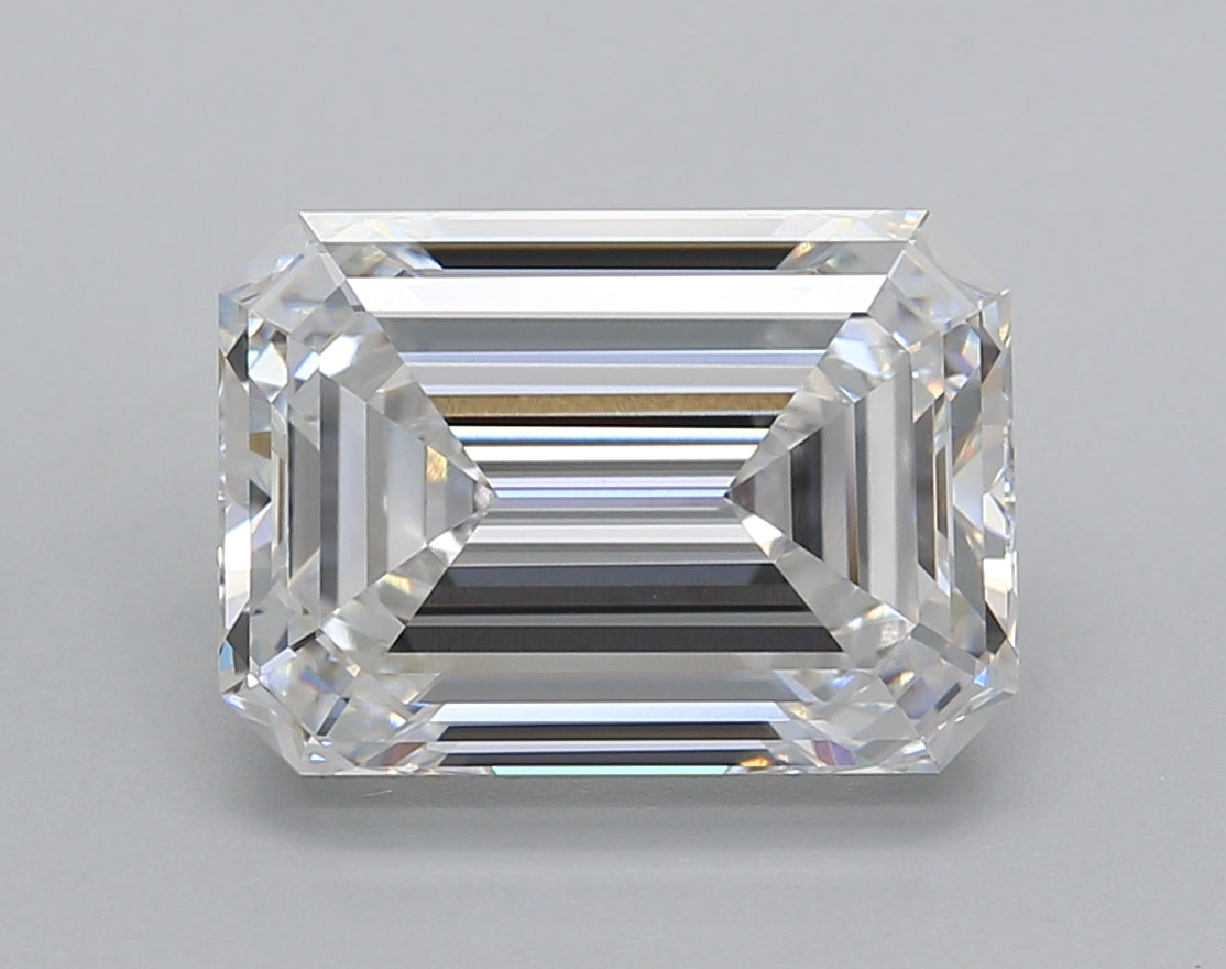 4.52 Carat Emerald Shaped, Excellent Cut, D Color, VVS2 Clarity, IGI Certified Lab Grown Diamond