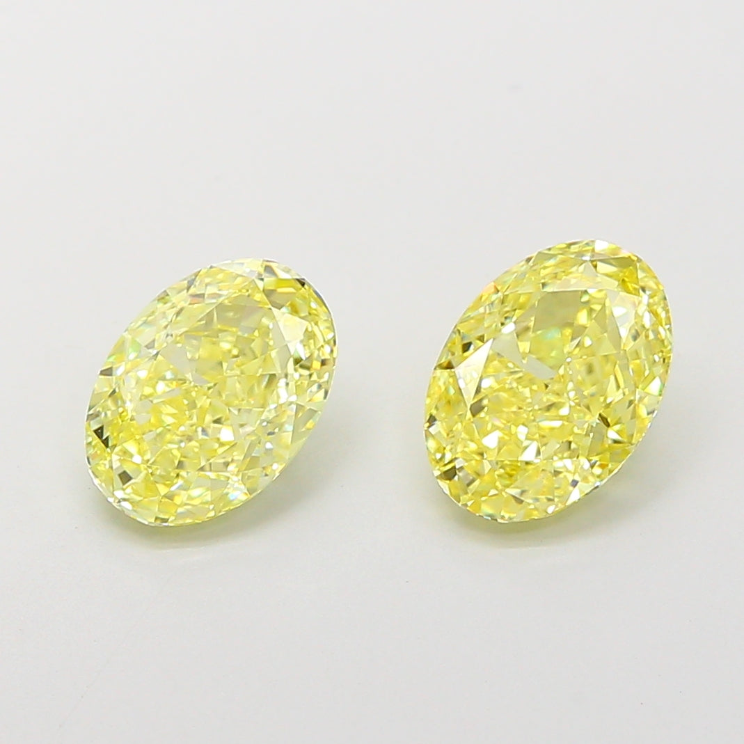 1.75 Carat Oval Shaped, Excellent Cut, VVS2 Clarity, IGI Certified Lab Grown Diamond