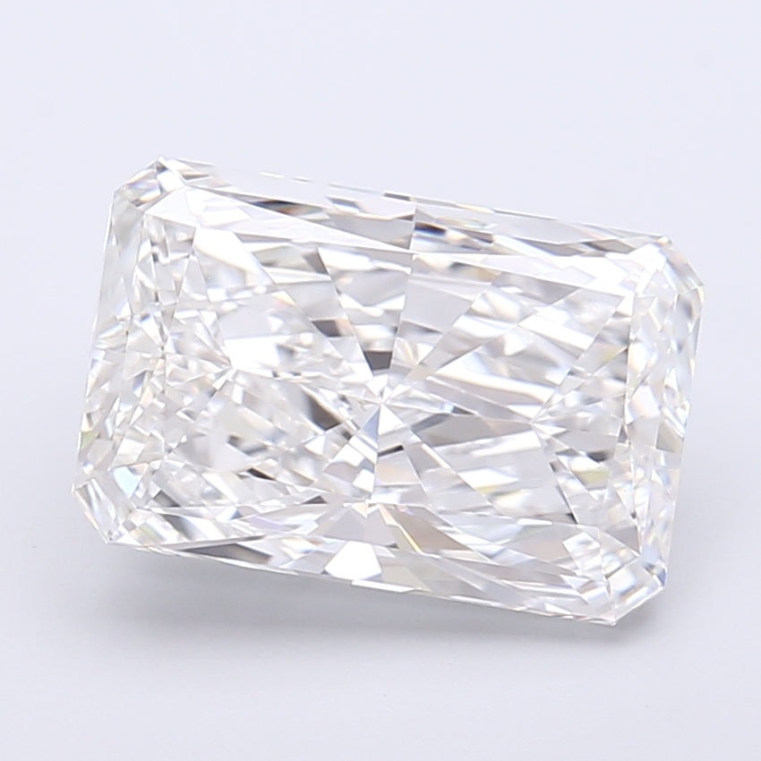 4.44 Carat Radiant Shaped, Very Good Cut, E Color, VVS2 Clarity, IGI Certified Lab Grown Diamond
