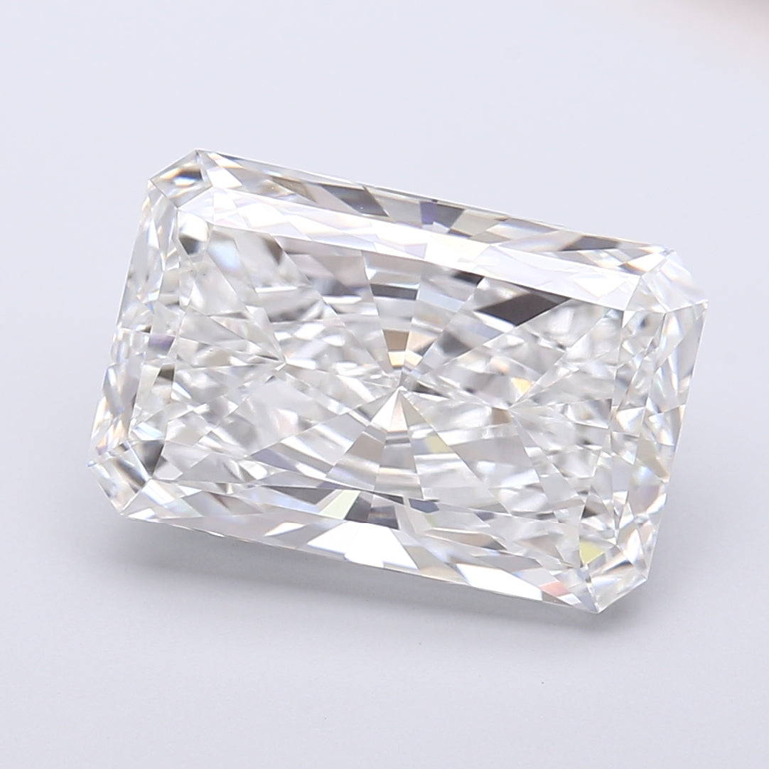 7.03 Carat Radiant Shaped, Very Good Cut, E Color, VS1 Clarity, IGI Certified Lab Grown Diamond