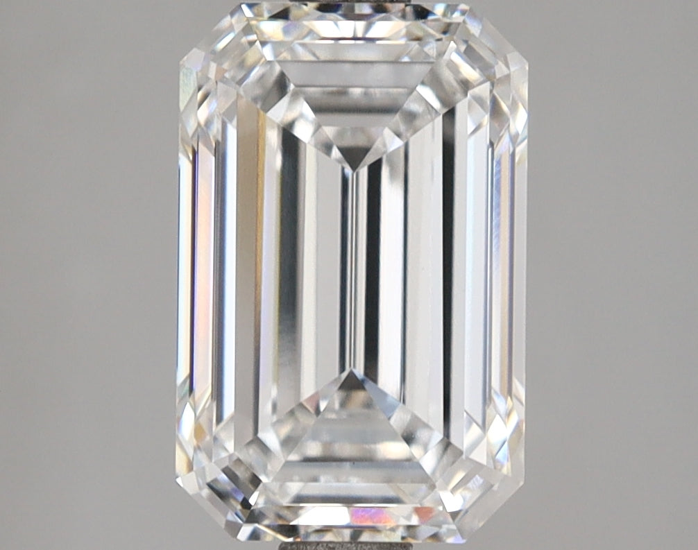 3.55 Carat Emerald Shaped, Ideal Cut, D Color, VVS2 Clarity, IGI Certified Lab Grown Diamond