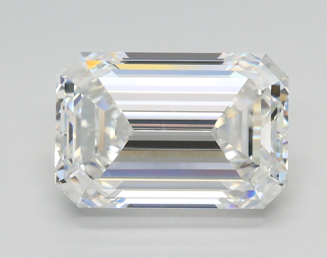 4.18 Carat Emerald Shaped, Very Good Cut, E Color, VS1 Clarity, IGI Certified Lab Grown Diamond