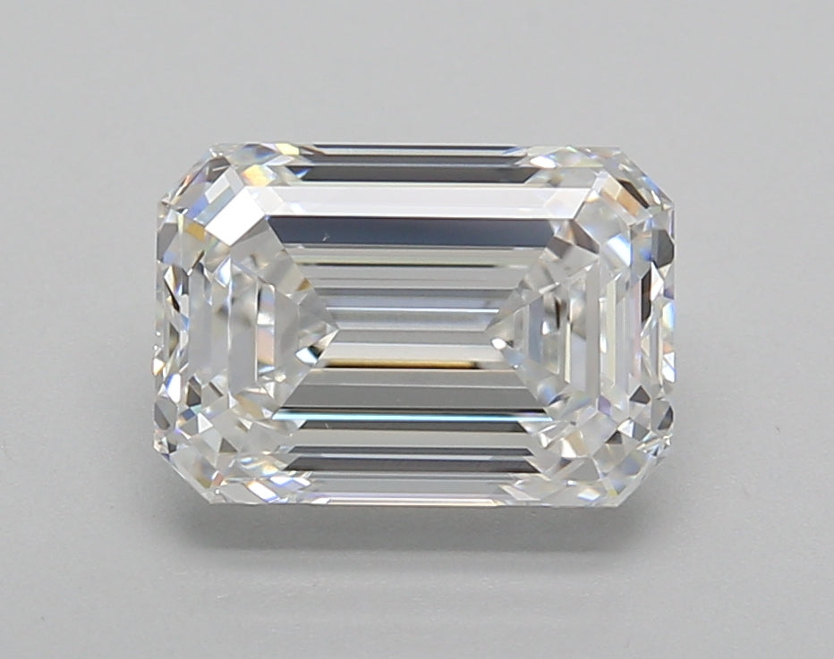 2.50 Carat Emerald Shaped, Very Good Cut, D Color, VVS2 Clarity, IGI Certified Lab Grown Diamond