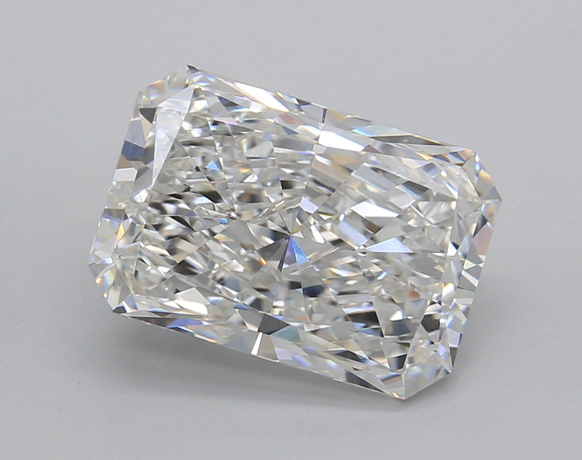 5.00 Carat Radiant Shaped, Very Good Cut, F Color, VVS2 Clarity, IGI Certified Lab Grown Diamond