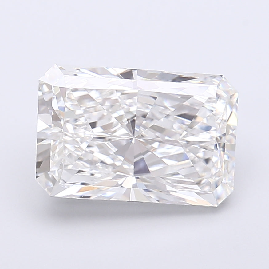 4.30 Carat Radiant Shaped, Very Good Cut, E Color, VVS2 Clarity, IGI Certified Lab Grown Diamond