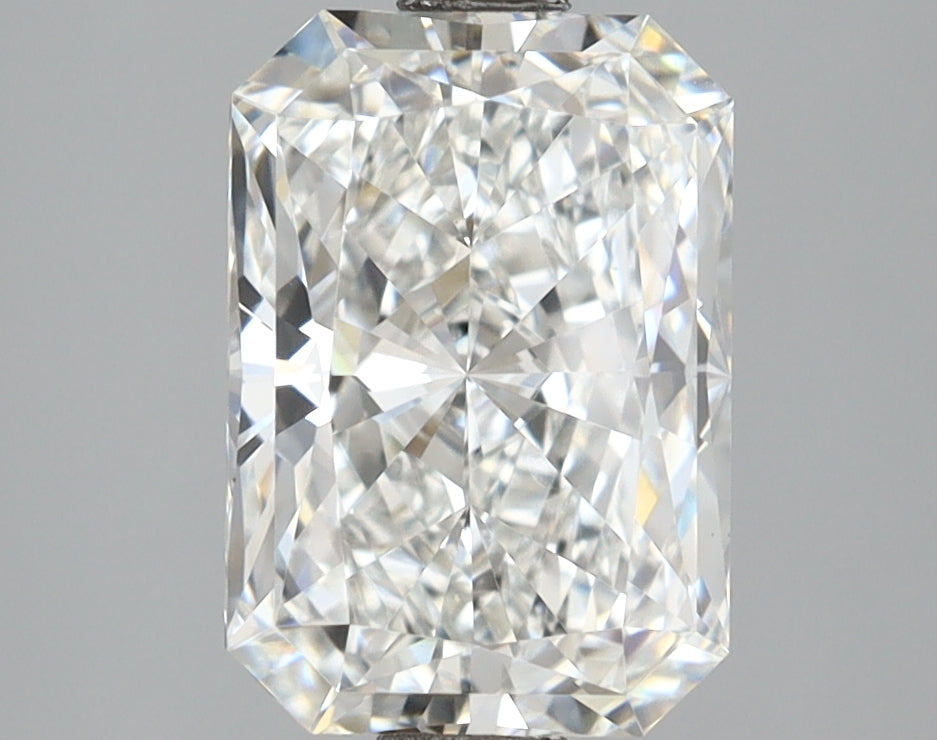 2.57 Carat Radiant Shaped, Ideal Cut, F Color, VVS2 Clarity, IGI Certified Lab Grown Diamond