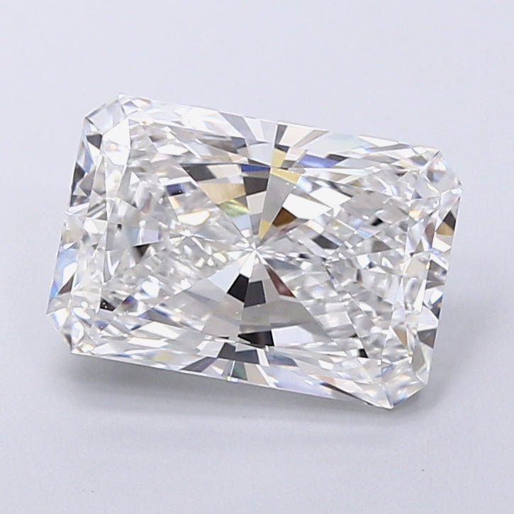4.56 Carat Radiant Shaped, Very Good Cut, E Color, VVS2 Clarity, IGI Certified Lab Grown Diamond