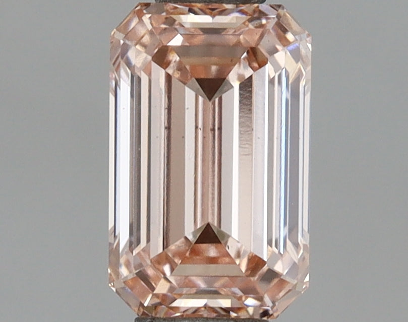 1.00 Carat Emerald Shaped, Ideal Cut, VS1 Clarity, IGI Certified Lab Grown Diamond