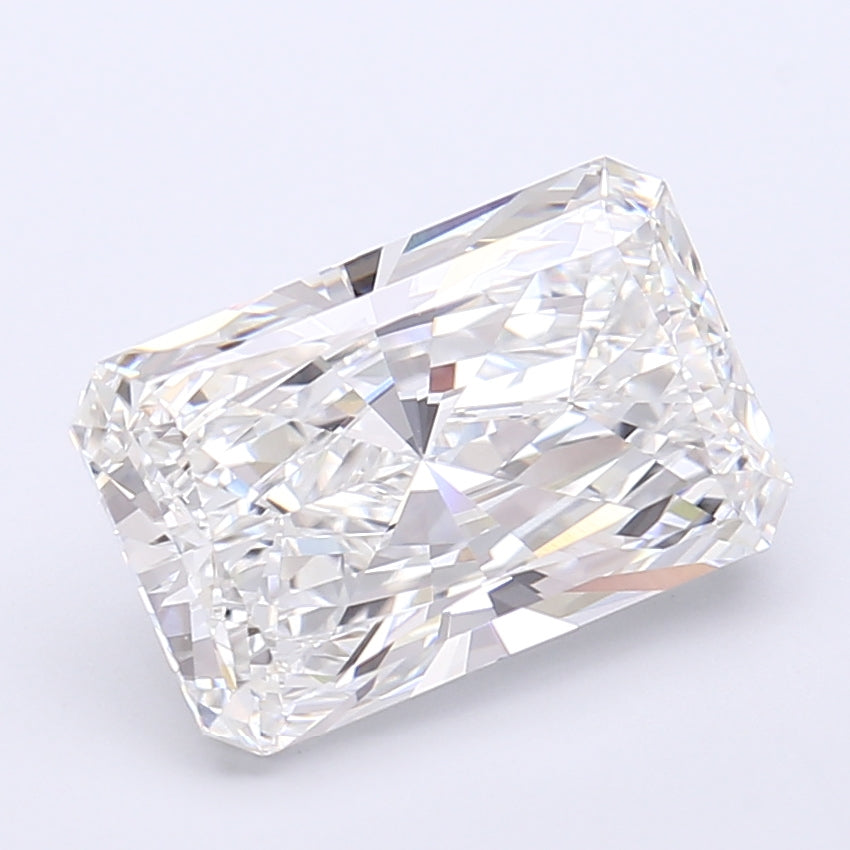 4.03 Carat Radiant Shaped, Very Good Cut, E Color, VVS2 Clarity, IGI Certified Lab Grown Diamond