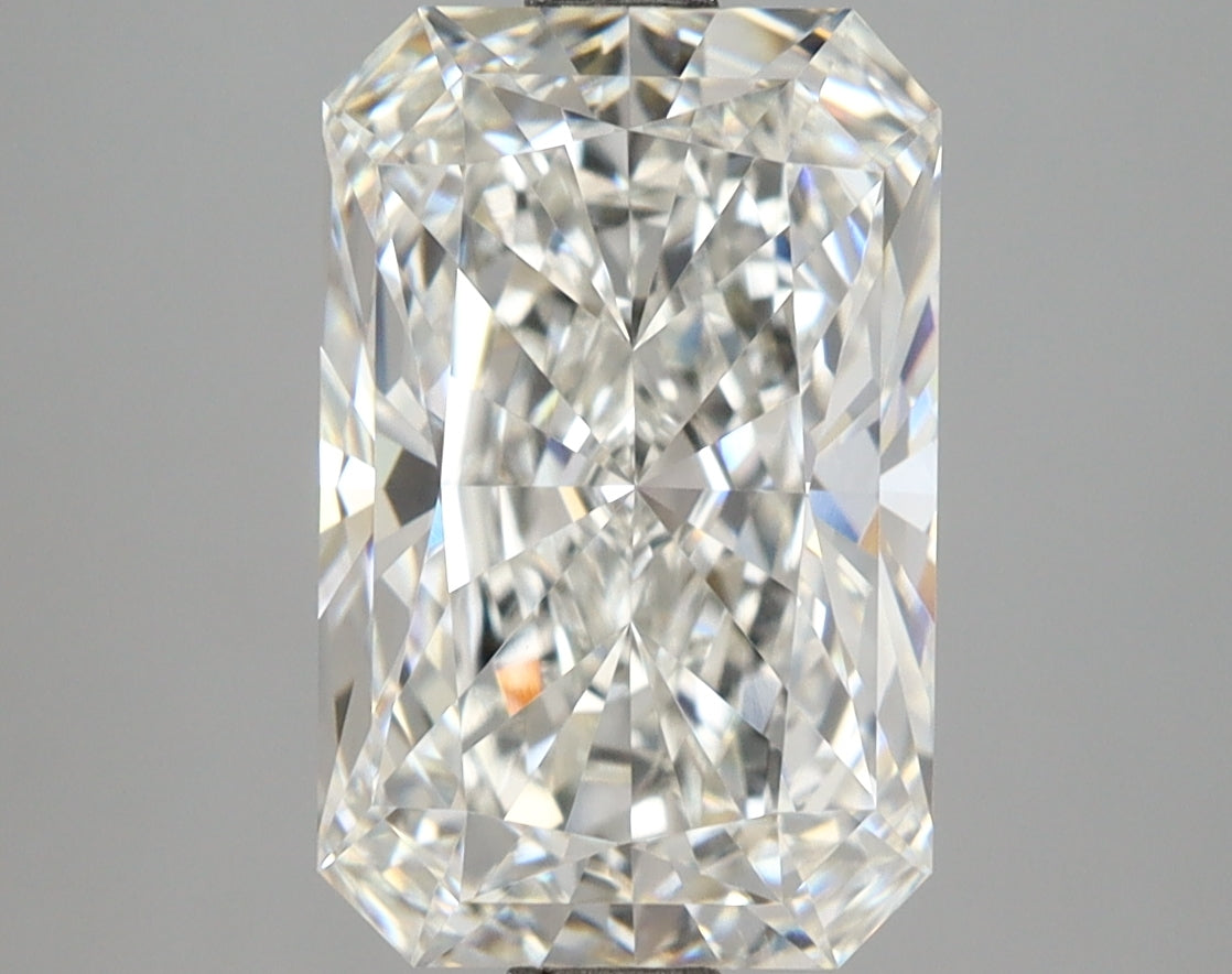 4.10 Carat Radiant Shaped, Excellent Cut, G Color, VVS2 Clarity, IGI Certified Lab Grown Diamond