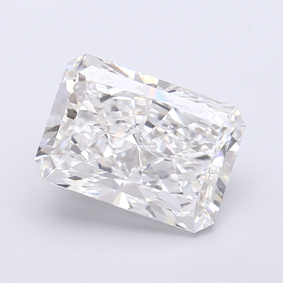 4.07 Carat Radiant Shaped, Very Good Cut, E Color, VVS2 Clarity, IGI Certified Lab Grown Diamond