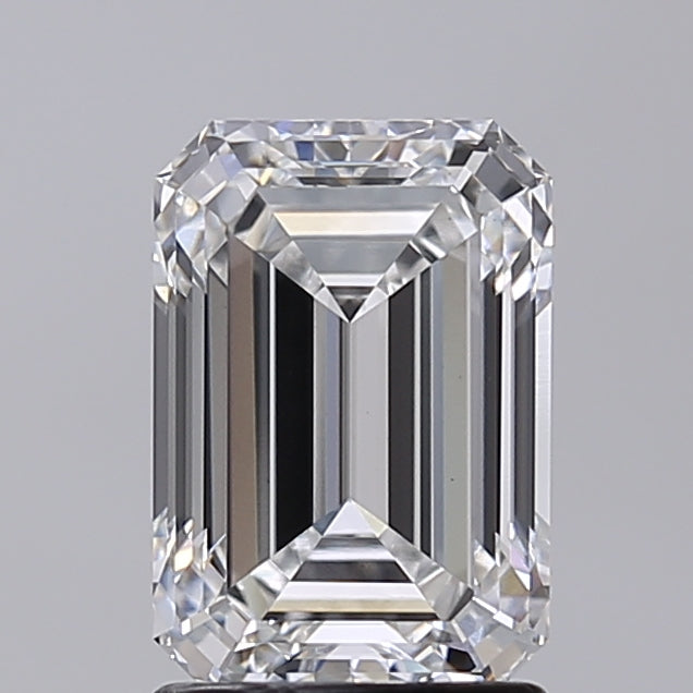 2.00 Carat Emerald Shaped, Very Good Cut, E Color, VS1 Clarity, IGI Certified Lab Grown Diamond