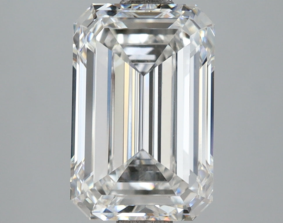 3.00 Carat Emerald Shaped, Ideal Cut, E Color, VVS2 Clarity, IGI Certified Lab Grown Diamond
