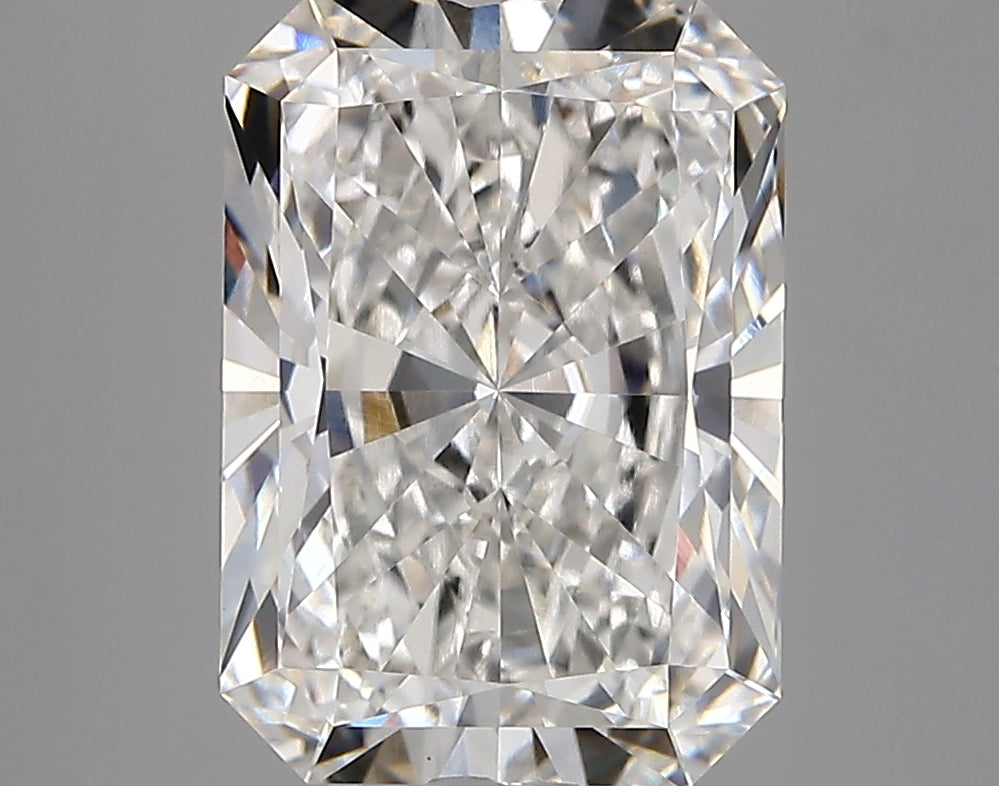 4.02 Carat Radiant Shaped, Very Good Cut, E Color, VVS1 Clarity, IGI Certified Lab Grown Diamond