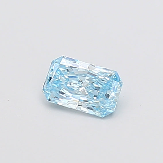 0.36 Carat Radiant Shaped, Very Good Cut, VS1 Clarity, IGI Certified Lab Grown Diamond