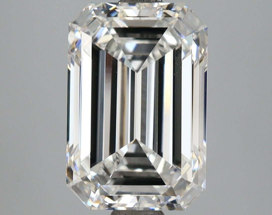 4.36 Carat Emerald Shaped, Ideal Cut, E Color, VVS2 Clarity, IGI Certified Lab Grown Diamond