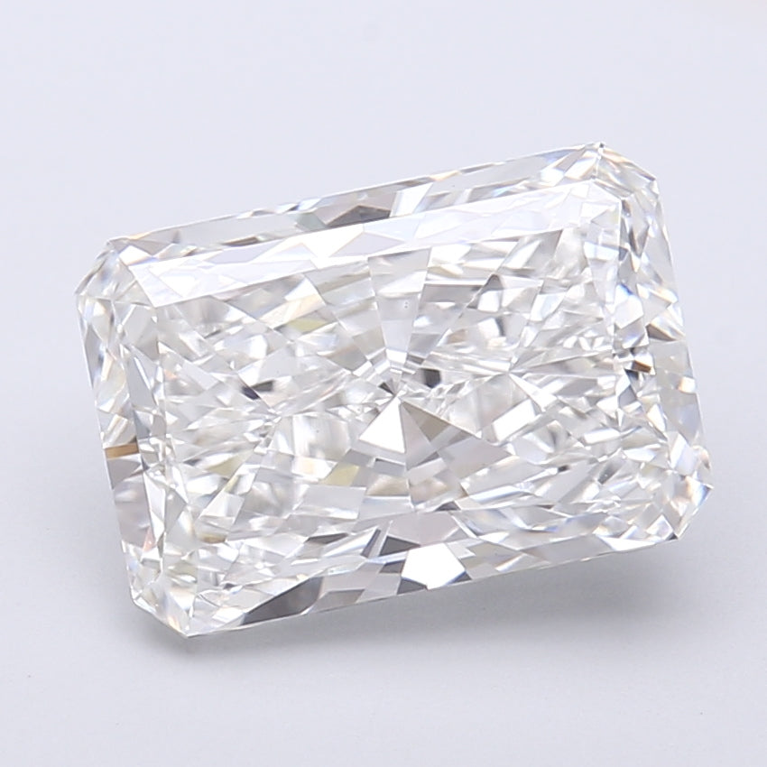 4.23 Carat Radiant Shaped, Very Good Cut, E Color, VVS2 Clarity, IGI Certified Lab Grown Diamond