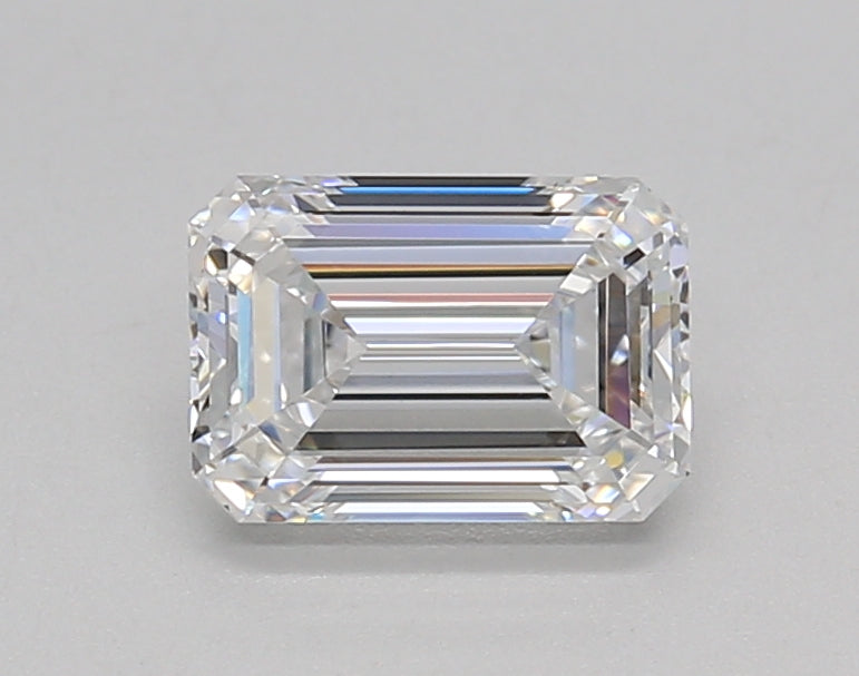 1.02 Carat Emerald Shaped, Very Good Cut, D Color, VVS2 Clarity, IGI Certified Lab Grown Diamond