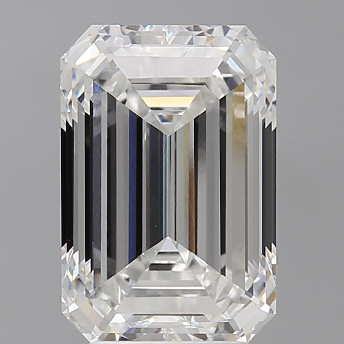 4.56 Carat Emerald Shaped, Excellent Cut, E Color, VVS2 Clarity, IGI Certified Lab Grown Diamond