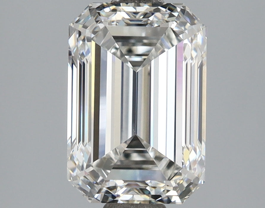 2.53 Carat Emerald Shaped, Ideal Cut, E Color, VVS2 Clarity, IGI Certified Lab Grown Diamond
