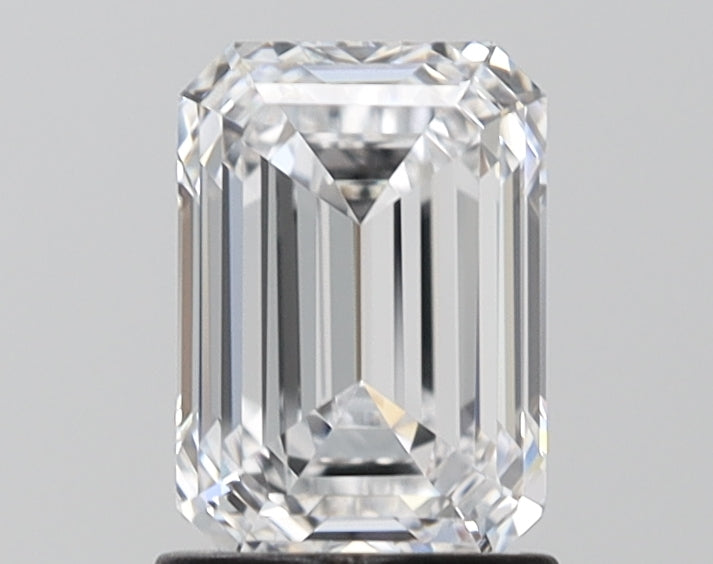 1.56 Carat Emerald Shaped, Ideal Cut, D Color, VVS2 Clarity, IGI Certified Lab Grown Diamond