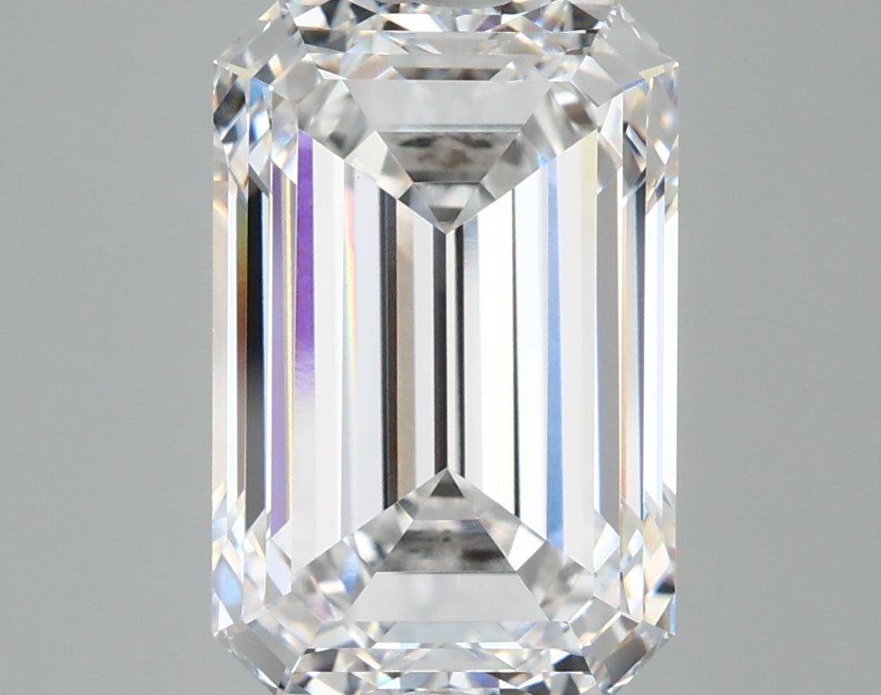 5.01 Carat Emerald Shaped, Very Good Cut, D Color, VVS2 Clarity, IGI Certified Lab Grown Diamond