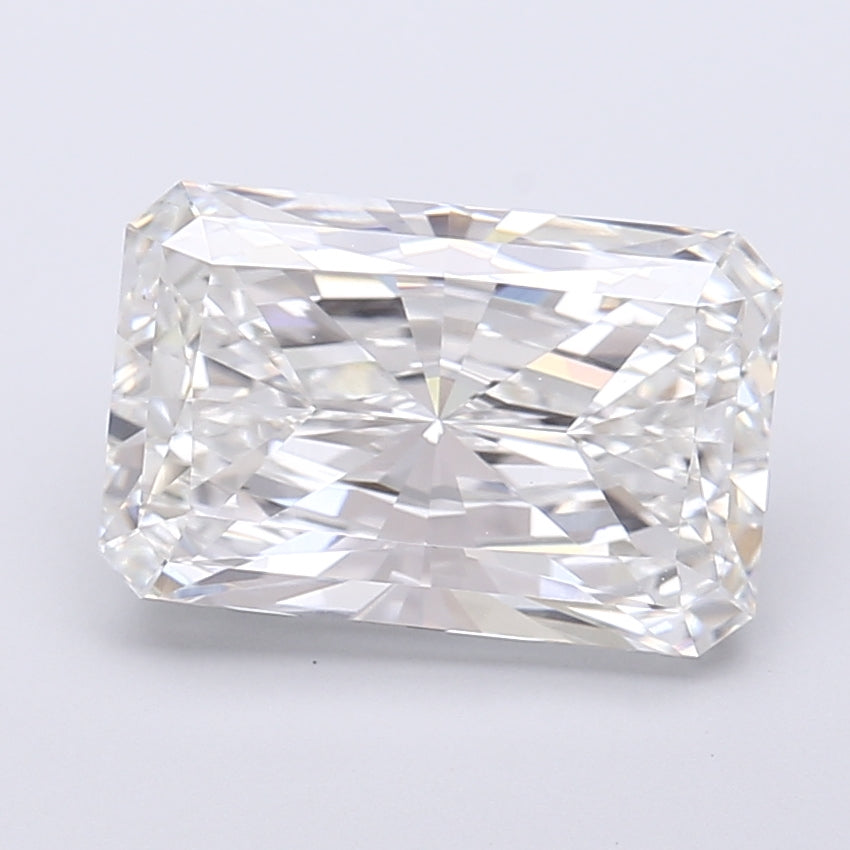 3.91 Carat Radiant Shaped, Very Good Cut, F Color, VVS2 Clarity, IGI Certified Lab Grown Diamond