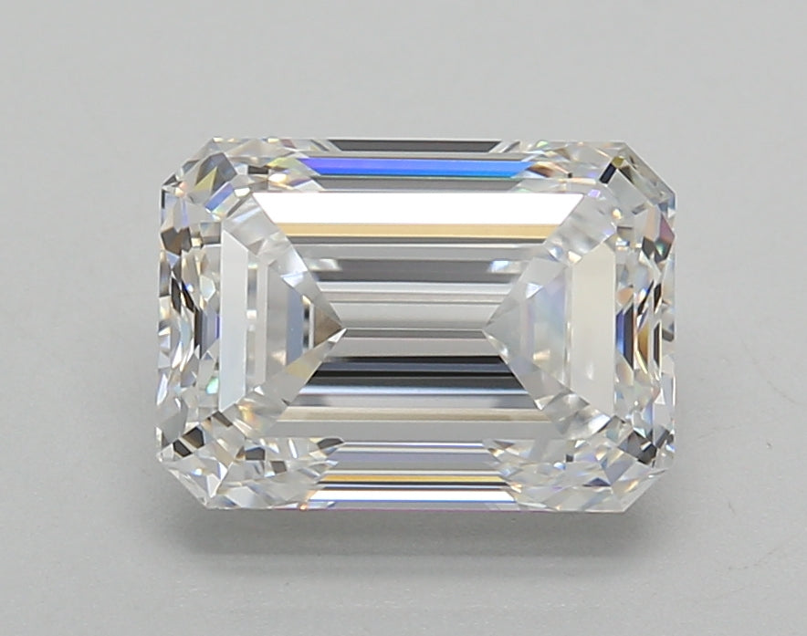 2.51 Carat Emerald Shaped, Very Good Cut, D Color, VVS2 Clarity, IGI Certified Lab Grown Diamond