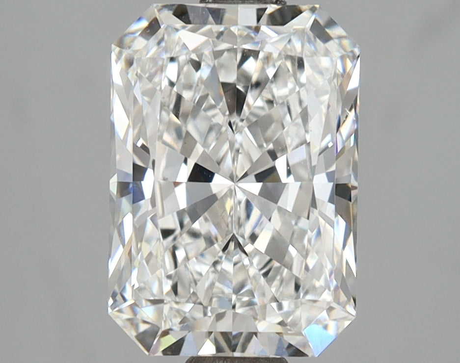 2.59 Carat Radiant Shaped, Ideal Cut, F Color, VVS2 Clarity, IGI Certified Lab Grown Diamond
