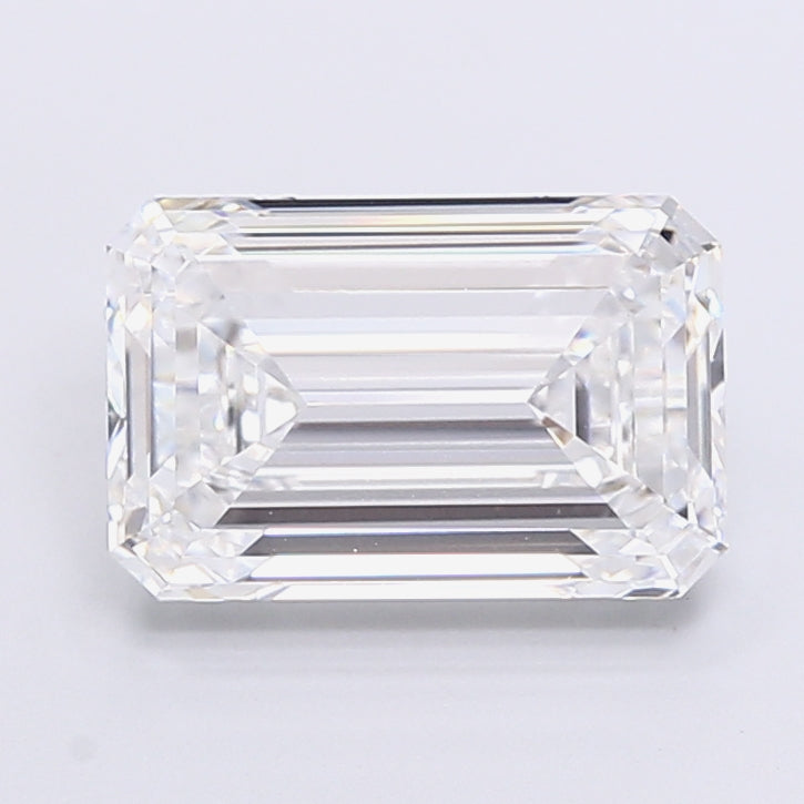 4.00 Carat Emerald Shaped, Very Good Cut, D Color, VVS2 Clarity, IGI Certified Lab Grown Diamond