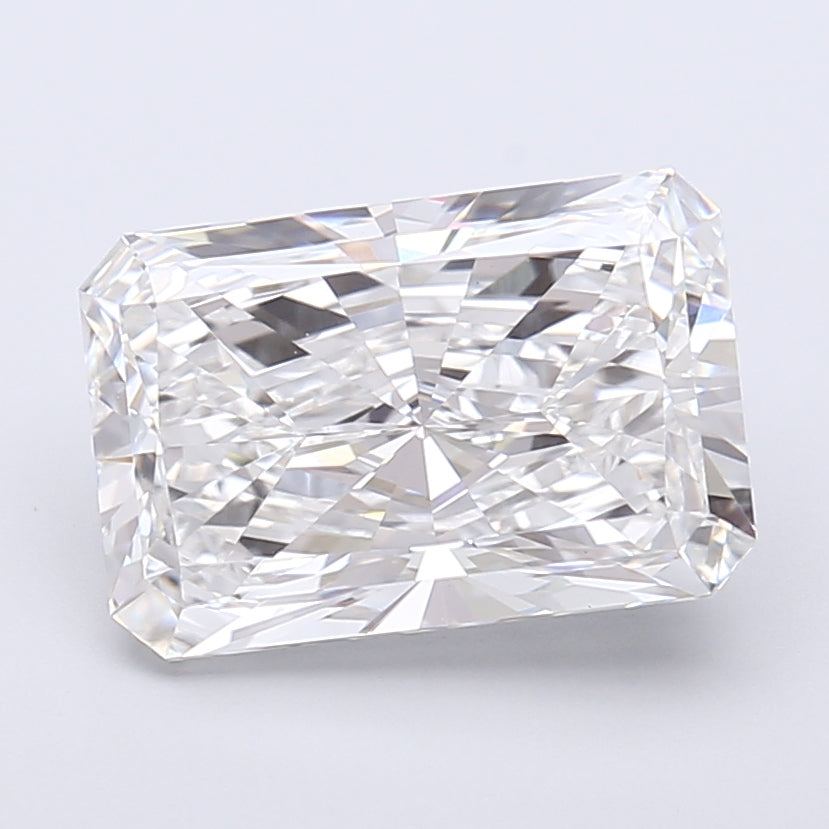 4.12 Carat Radiant Shaped, Very Good Cut, E Color, VVS2 Clarity, IGI Certified Lab Grown Diamond