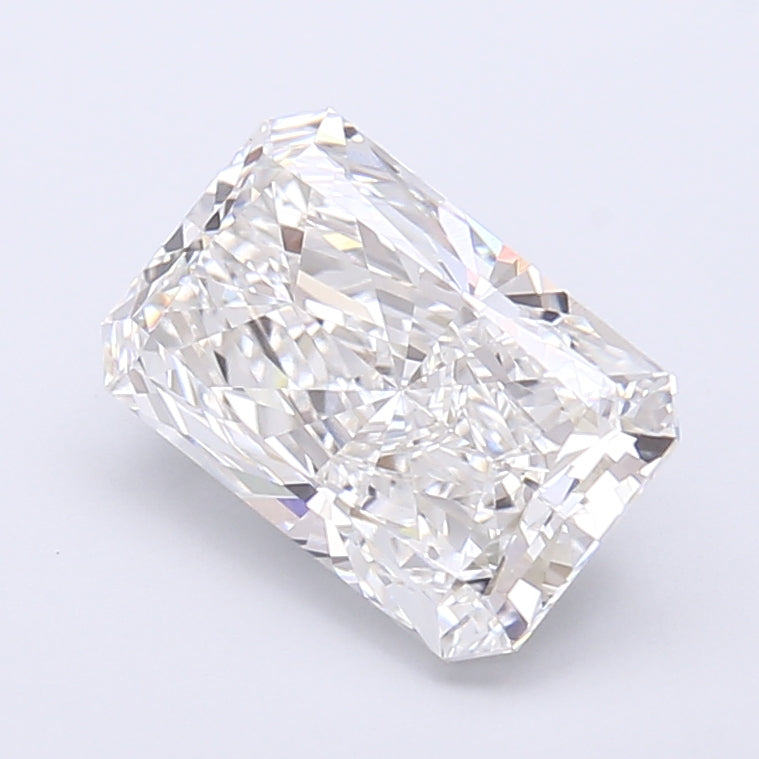 2.61 Carat Radiant Shaped, Very Good Cut, E Color, VVS2 Clarity, IGI Certified Lab Grown Diamond